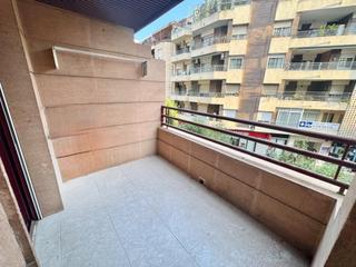 Pis en Calle obispo rocamora 10. Estupenda vivienda en obispo rocamora, para entrar a vivir con