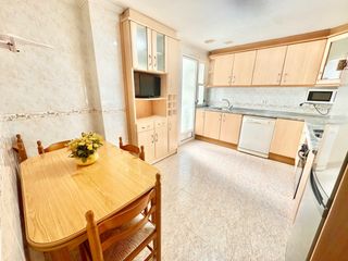 Pis a Calle extremadura 15. Estupenda vivienda en el parque severo ochoa con garaje, traster