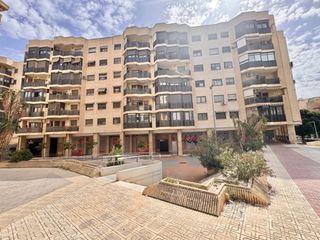 Ático en Europa 4. Maravilloso atico en el centro de orihuela con terraza amplia, p
