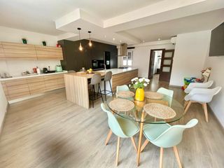 Flat in Calle constitucion la 2. Magnífico piso en orihuela, todo reformado con materiales de pri