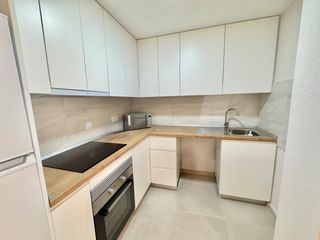 Appartement à Calle alfonso xiii 11. Increible vivienda  en el centro de orihuela, reformada con plaz