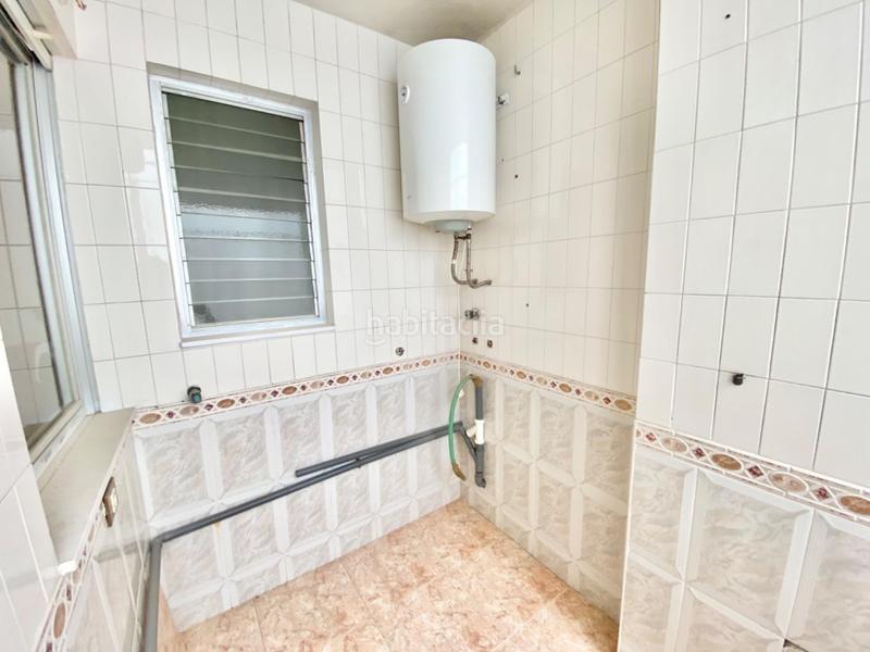Foto 73cd473a-83d0-4667-af10-789f2dd4611d. Piso estupenda vivienda en el centro con vistas a la glorieta, visitela sin compromiso!! en Orihuela