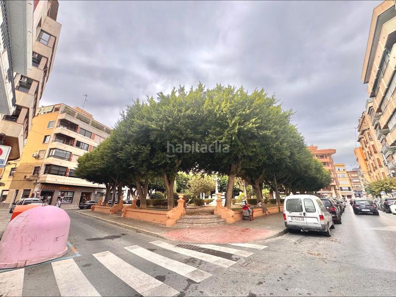 Foto 3f5a070b-889b-4740-8f32-439733a21974. Piso estupenda vivienda en la plaza nueva de 4 dorm, 2 baños... semiamueblada visitela sin compromiso! en Orihuela