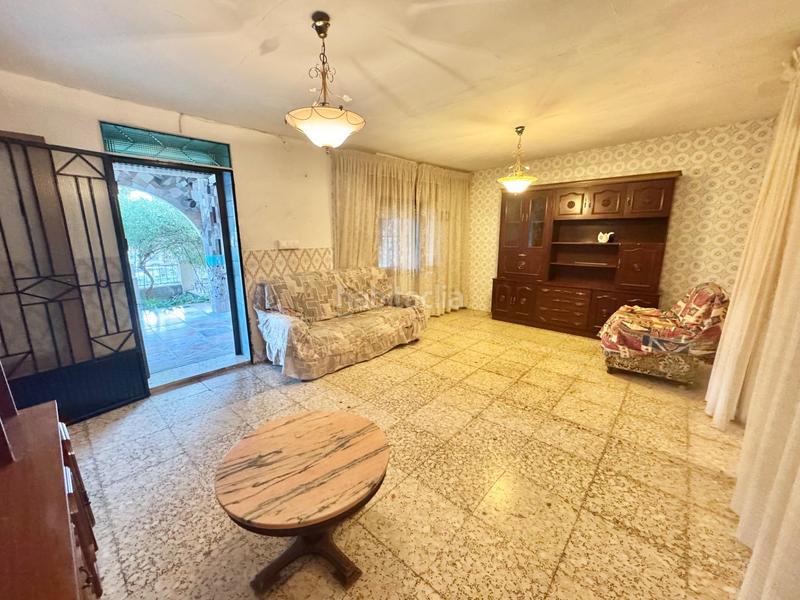 Foto 75aec6fb-3344-41f3-b37e-f6229edf6512. Masía estupenda casa con amplio porche, muy económica.. no pierda la oportunidad y visitela! en Orihuela