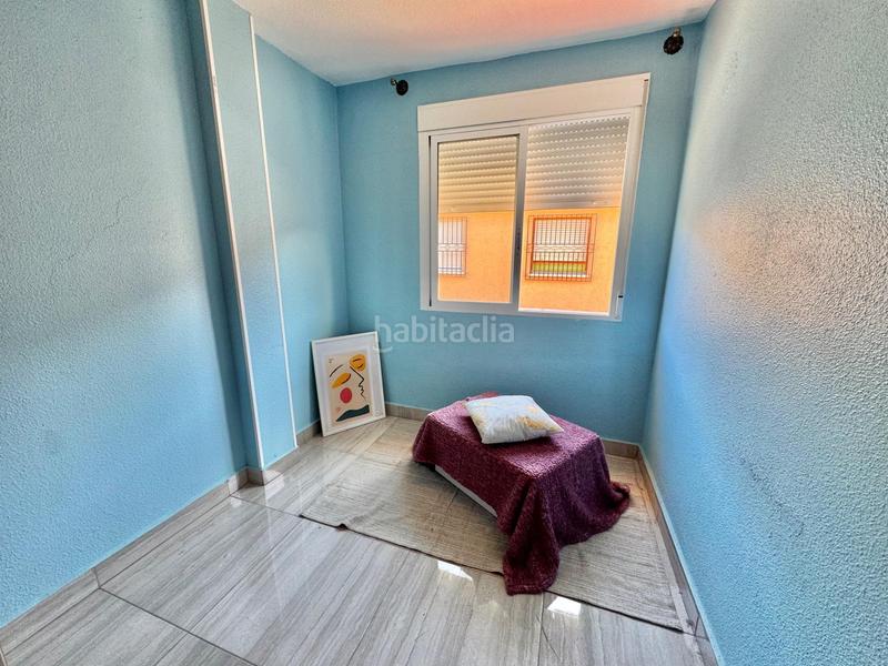 Foto 50e49620-2015-403a-bbcb-7a4c10d92590. Dúplex estupendo duplex semireformado en hurchillo de 4 dorm. 2 baños, galeria, balcón.. precio rebajado! en Orihuela
