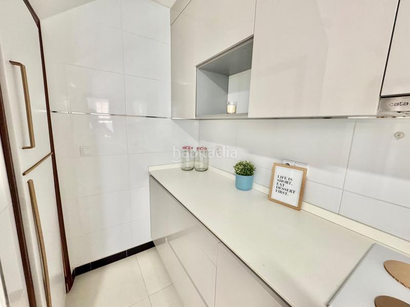Foto dfd7ebc9-7037-40b7-89e8-23a599aa547d. Dúplex estupendo duplex semireformado en hurchillo de 4 dorm. 2 baños, galeria, balcón.. precio rebajado! en Orihuela