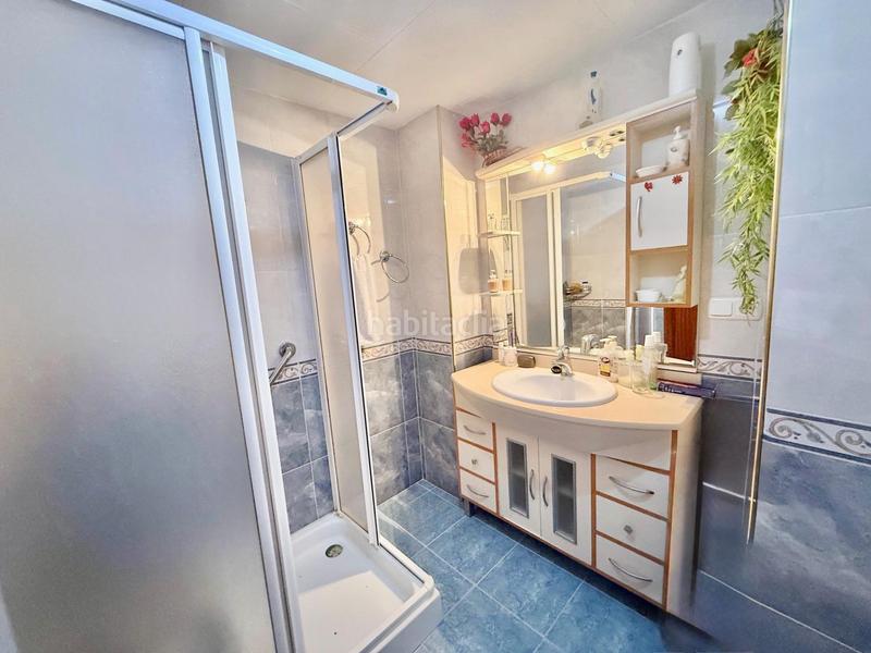 Foto 526f2b9e-ab4d-4c48-90a2-9330dddfb396. Piso magnífico piso de 136m2, 4 habitaciones, con balcon amplio...visitelo sin compromiso! en Orihuela