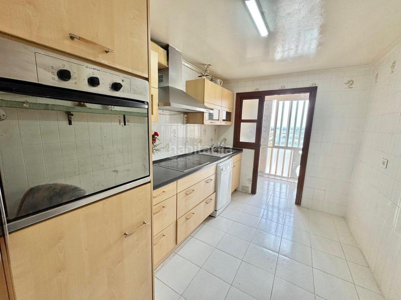 Foto 5a5bfd0c-3b09-4129-a17d-345298ca43ae. Piso magnifica vivienda muy amplia en luis barcala, toda exterior con garaje, balcon grande visitela! en Orihuela