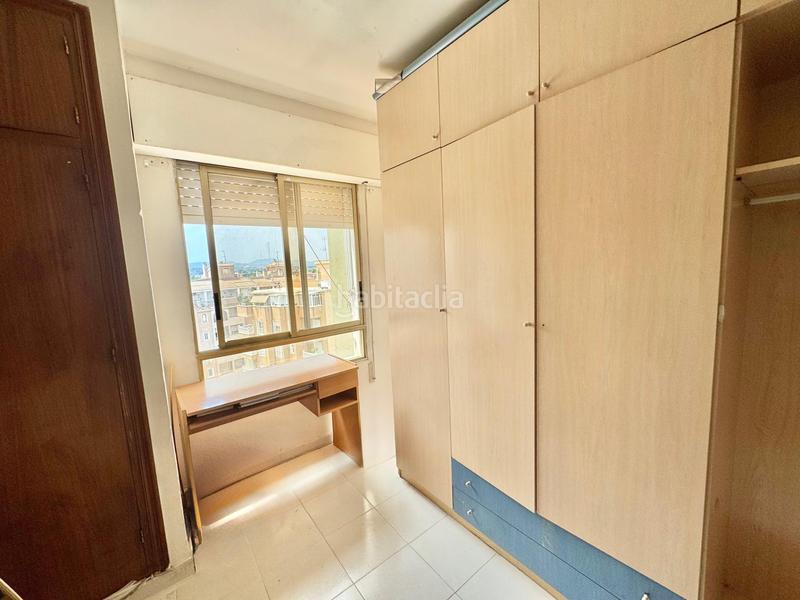 Foto d9068545-b2eb-421b-b83c-018be70532f7. Piso magnifica vivienda muy amplia en luis barcala, toda exterior con garaje, balcon grande visitela! en Orihuela