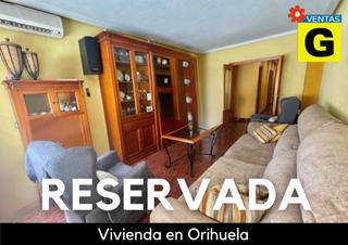 Appartamento in Calle extremadura 15. Estupenda vivienda en el parque severo ochoa seminueva con balcó