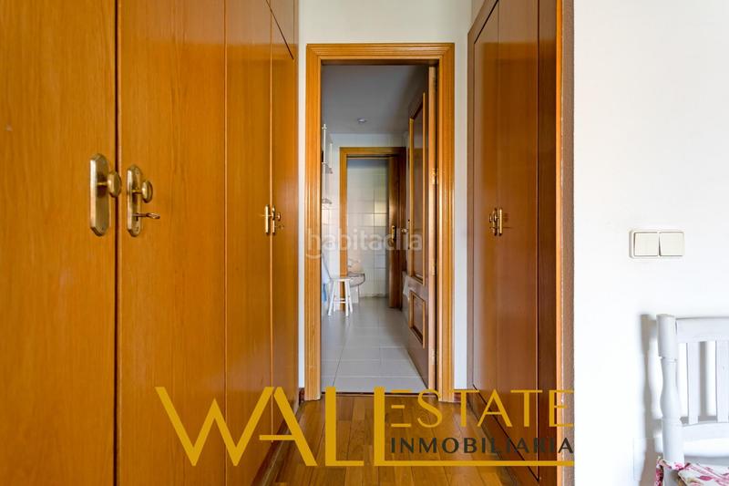 Foto b3720534-e606-4b24-a905-884c55d8867d. Casa adossada amb calefacció aparcament piscina a Madrid