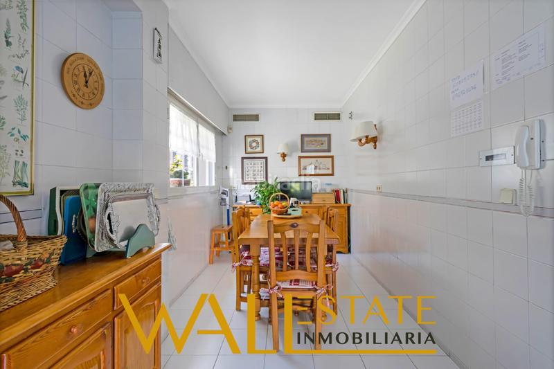 Foto c849536f-5e01-46b6-b695-bc2e2316bd22. Casa adossada amb calefacció aparcament piscina a Madrid