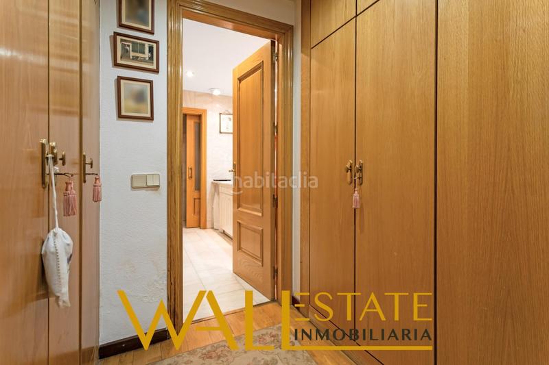 Foto e059d73e-2f74-4df7-a549-482761792b72. Casa adossada amb calefacció aparcament piscina a Madrid