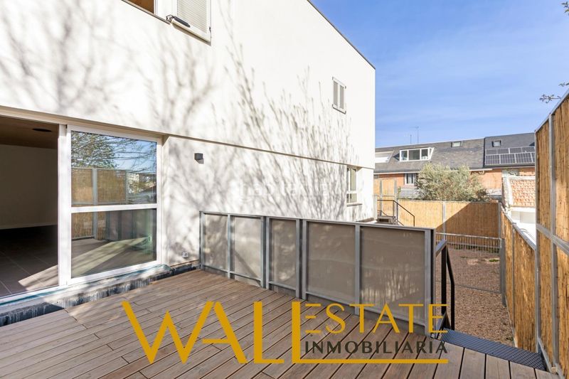 Foto a11d9192-541c-4e2e-a681-5bdf52843403. Chalet s sostenibles de obra nueva confort y modernidad en Madrid