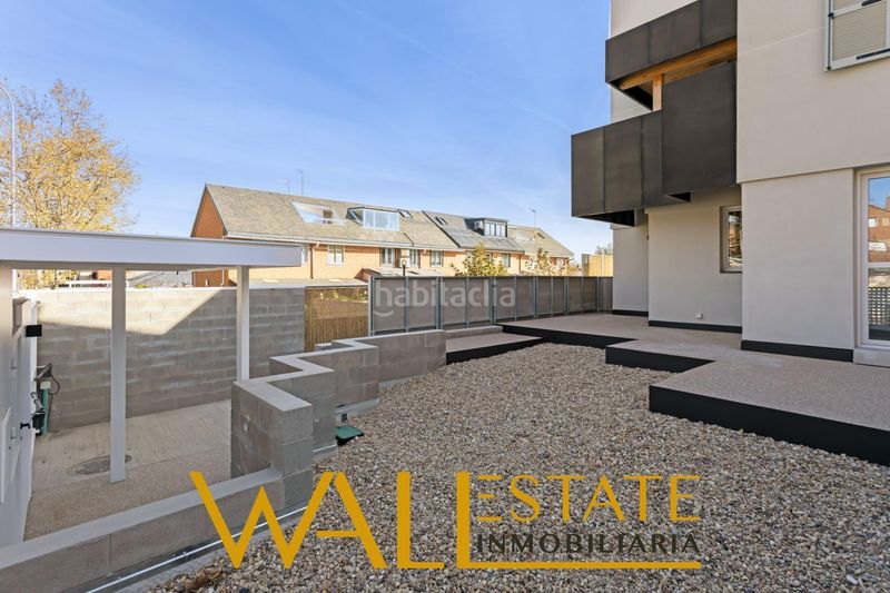 Foto 05dd733f-6f7c-426e-8c92-e15ed4e54218. Xalet amb aparcament a Salvador Madrid