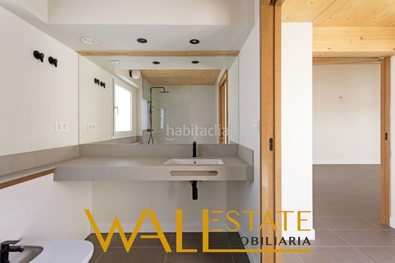 Foto 849bb2a4-07e2-40fa-b314-d9e89fe9d1e9. Xalet amb aparcament a Salvador Madrid