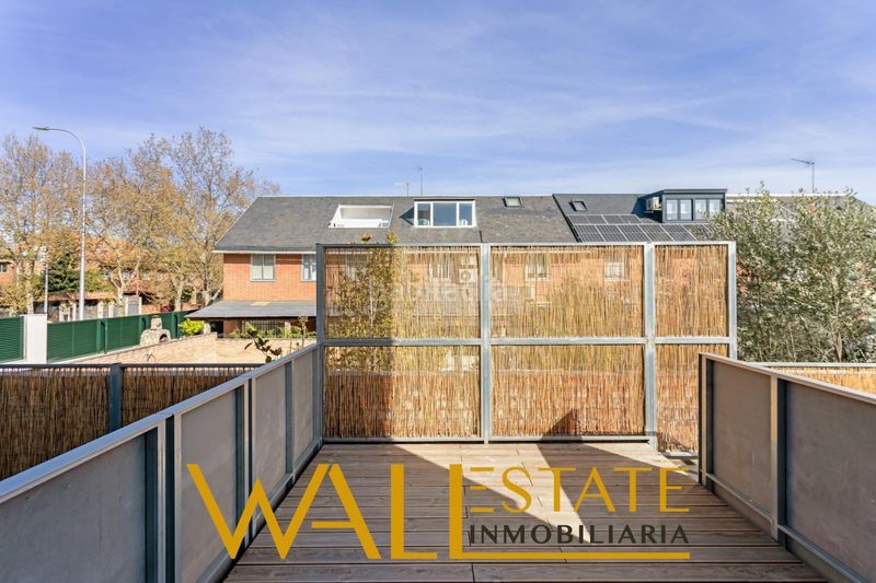 Foto ab80d987-5189-4d54-b84b-c1a3991cfc4a. Xalet amb aparcament a Salvador Madrid