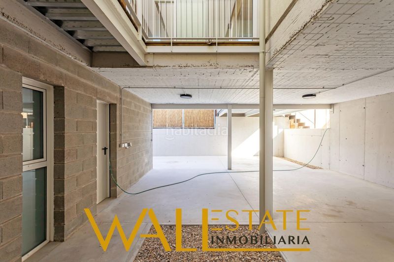 Foto ba3f43e6-b007-4e5a-8efb-091872bd6781. Xalet amb aparcament a Salvador Madrid