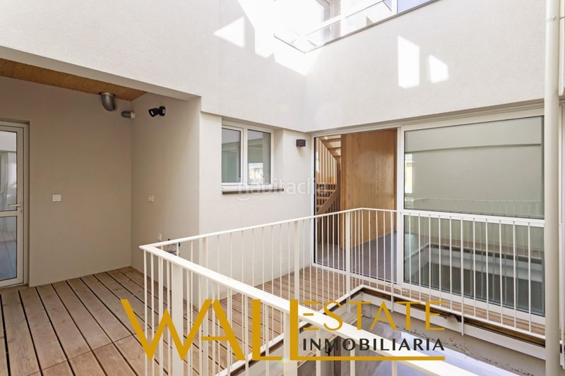 Foto c099a16b-10cd-4ce3-98ed-2bdf4b2f4010. Xalet amb aparcament a Salvador Madrid