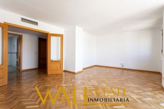 Miete Etagenwohnung in Sanchinarro. Increíble piso en alquiler en sanchinarro