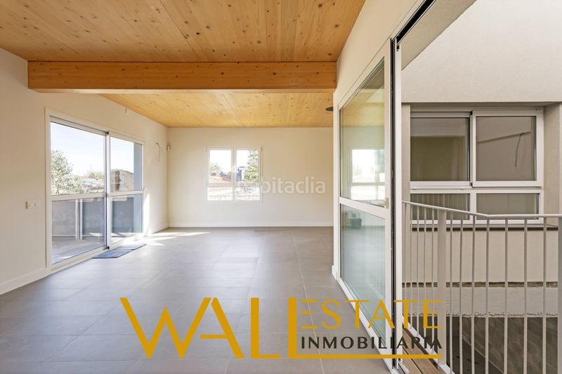 Foto 46a76199-02e0-4855-ad98-d9857eef74f4. Casa adossada amb calefacció aparcament a Canillejas Madrid