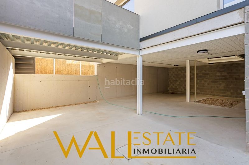 Foto 7daca885-1cdb-4a2e-85f0-04255e76b809. Casa adossada amb calefacció aparcament a Canillejas Madrid