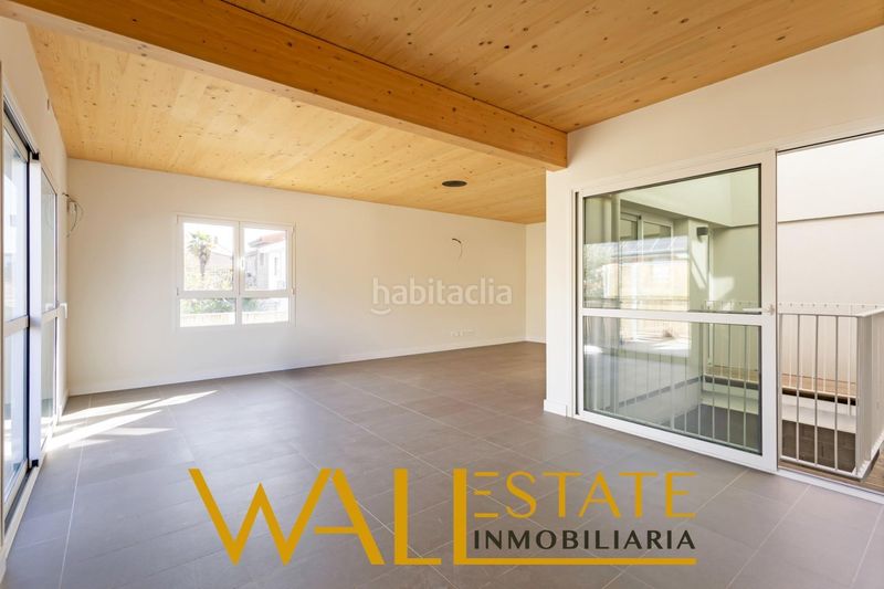 Foto 97616f06-7978-4e63-bf38-167957b213f1. Casa adossada amb calefacció aparcament a Canillejas Madrid