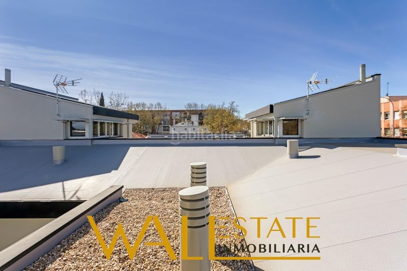 Foto d46ff2c1-a435-42e1-8cf1-23c2b6090ea4. Casa adossada amb calefacció aparcament a Canillejas Madrid