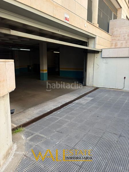 Foto ab083214-a27c-4463-b30b-9b49e94dbe46. Aparcament cotxe a Palomas Madrid
