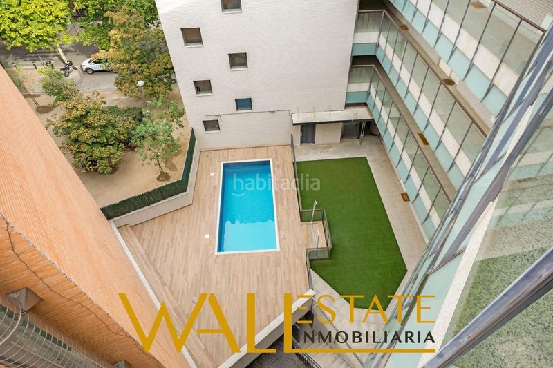 Foto c1846f0b-cefe-4d3d-8c7d-a9afbb49bb47. Àtic amb aparcament piscina a Adelfas Madrid