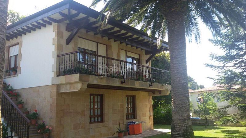 Foto 94e5acb8-39a8-41a1-808e-398e34440668. Casa amb aparcament a Arnuero