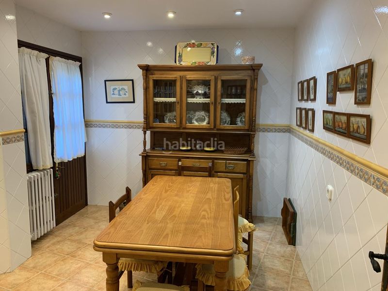 Foto ab0cc9f6-a012-4766-9d49-8261168852b2. Casa amb aparcament a Arnuero