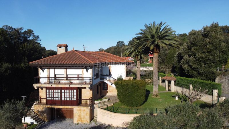 Foto e1adc0e4-b135-4bce-b49f-1100e264027f. Casa amb aparcament a Arnuero