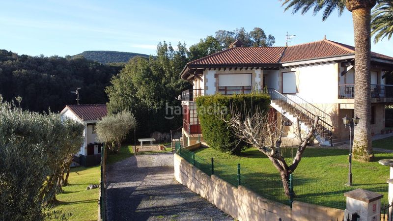 Foto eee47618-9c77-4956-a0ed-3deca088a590. Casa amb aparcament a Arnuero