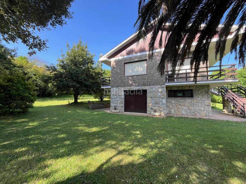 Foto f868bf39-6628-4300-aeff-9c8f77a67f19. Casa amb aparcament piscina a Arnuero