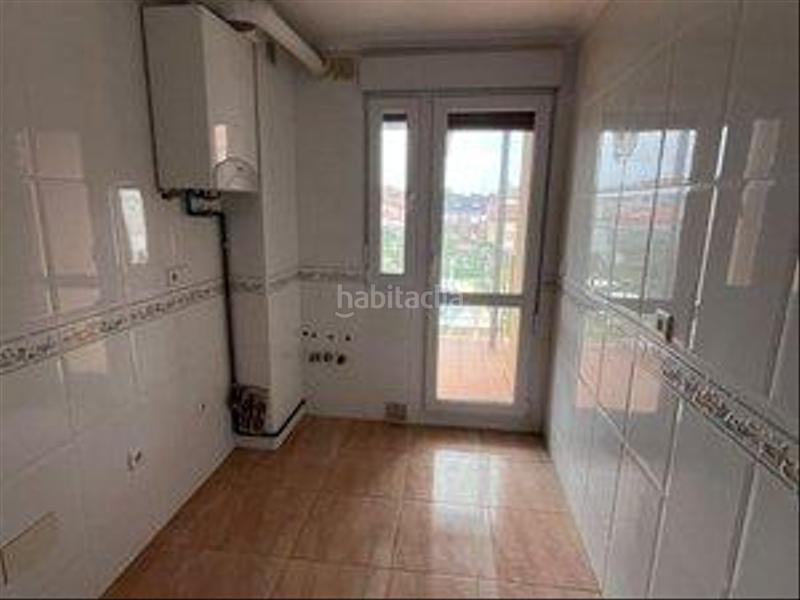 Foto 003b7c02-28d2-43d5-b4fe-0b3d0ba0695d. Etagenwohnung mit parking in Tregadín Noja