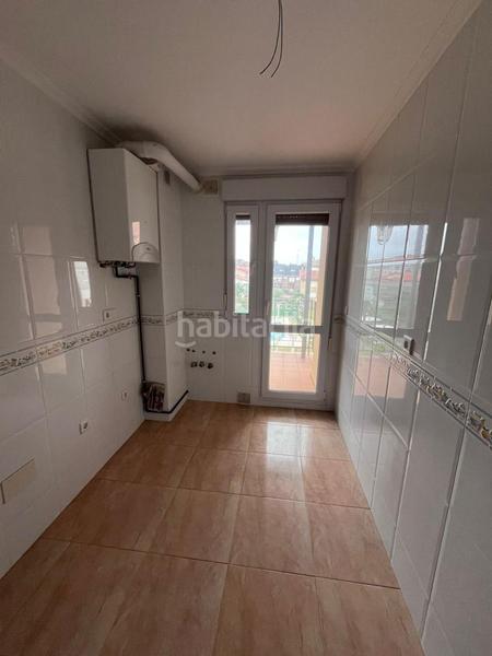 Foto 34a98b71-00b8-4d2d-99f4-58f7b3799a8e. Flat with parking in Tregadín Noja