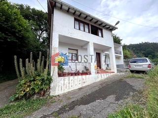 Casa  Barrio la iglesia. Casa en venta en praves