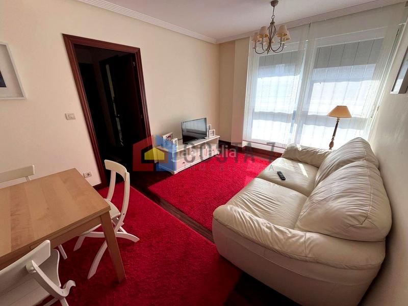 Foto 2b8fed2a-e5ec-4026-a2bc-90447632d195. Etagenwohnung mit parking pool in Helgueras Noja