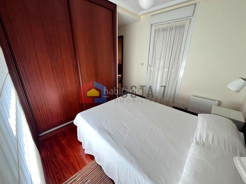 Foto 346c3136-0be2-46c6-bf00-36959c2154a5. Etagenwohnung mit parking pool in Helgueras Noja