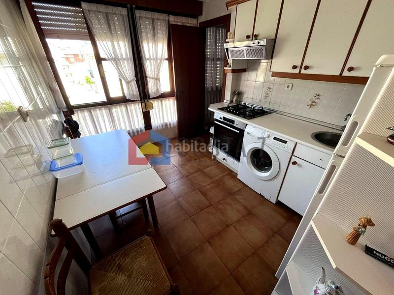 Foto ddc7dd4e-4fe6-4ac9-9bb5-f738221a90d6. Pis amb aparcament a Tregadín Noja