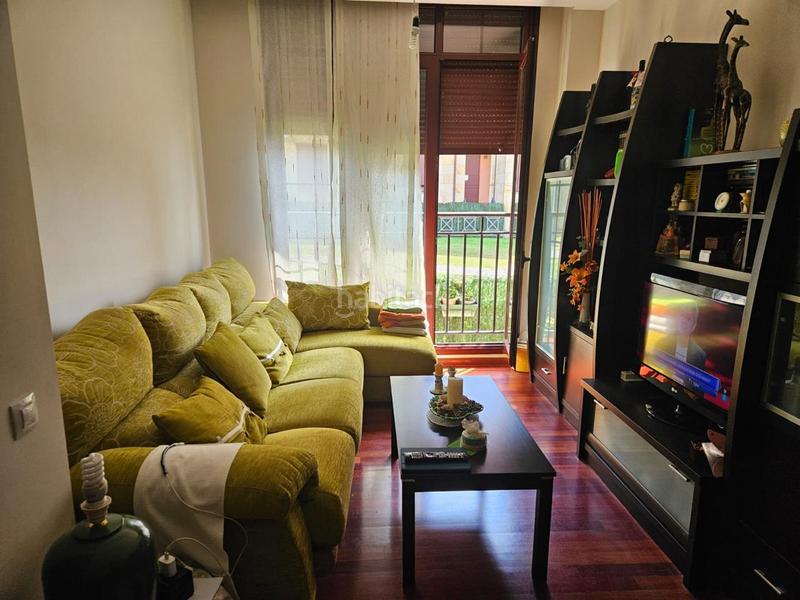 Foto 104a185f-e389-46e6-87b8-8379742ec465. Planta baja bajo en venta en Meruelo