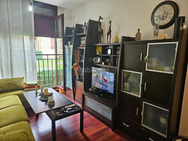 Foto 75b2de16-da71-4388-8b0b-ad630d541fe7. Planta baja bajo en venta en Meruelo