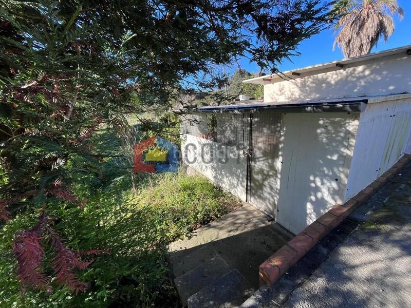 Foto 2b49dc39-cf09-42ec-b972-9bcc8f159cb0. House with parking in Cuchía Miengo