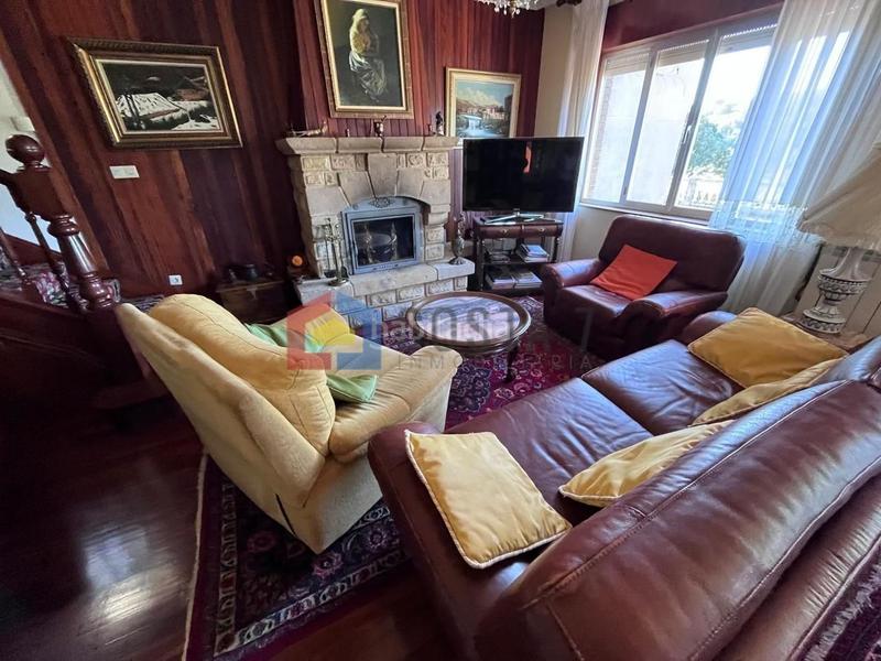 Foto 309bf078-b1fc-4ba0-aa84-4be39deb4af6. House with parking in Cuchía Miengo