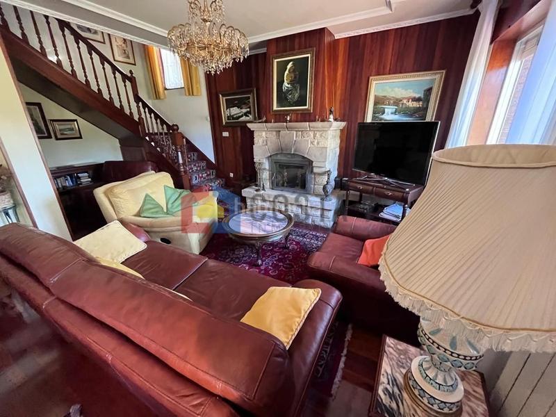 Foto 38fe7824-3276-46d8-9093-64ba03786c2c. House with parking in Cuchía Miengo