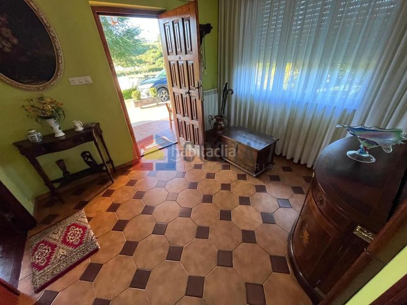 Foto 4e8572d5-c797-4257-b74e-604960ace2fb. House with parking in Cuchía Miengo