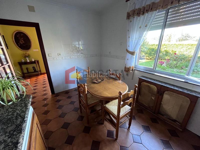 Foto 579dcd2b-b1e1-4d24-8b49-84b2a1e9e444. House with parking in Cuchía Miengo