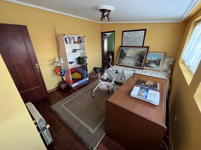 Foto 6e1e7b58-16f9-4152-994d-0b6c1eab3c51. House with parking in Cuchía Miengo