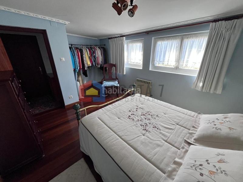 Foto 8787539d-46d6-4f26-9db4-3f2c102b3a20. House with parking in Cuchía Miengo